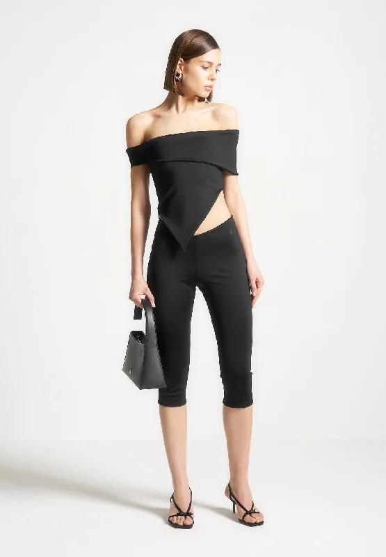 Angled Waist Capri Leggings - Black