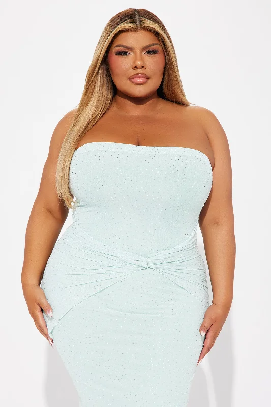 Cinderella Moment Embellished Mesh Maxi Dress - Mint