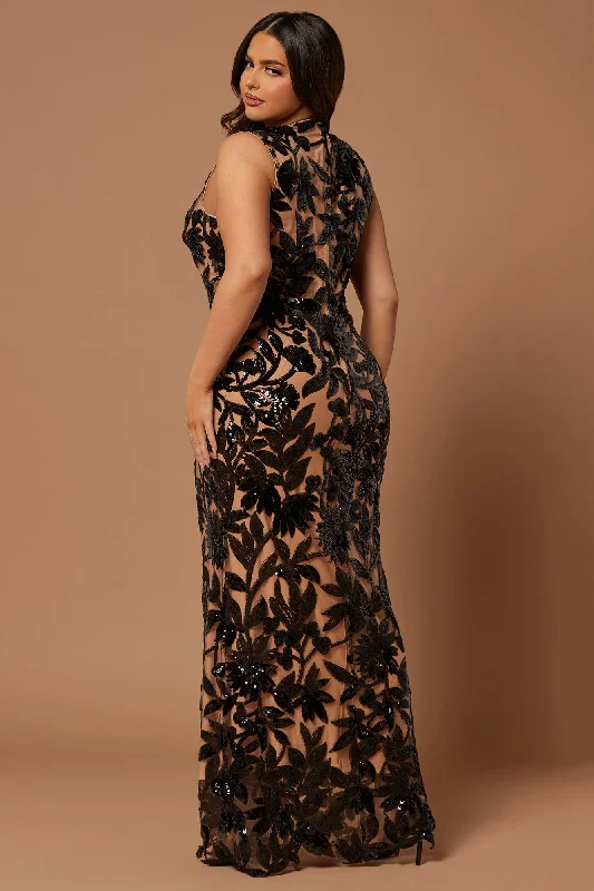 Cindy Sequin Gown - Black