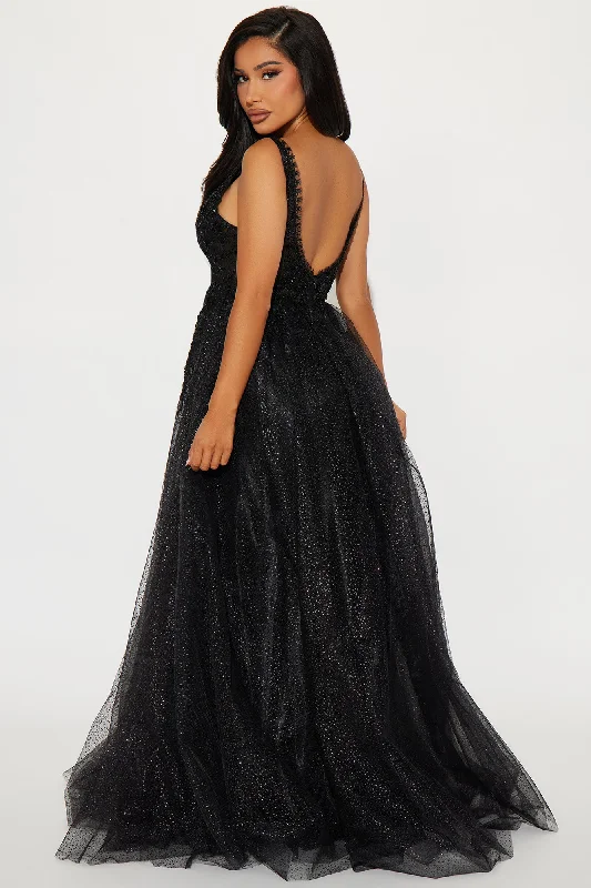 Enchanting Ball Gown - Black