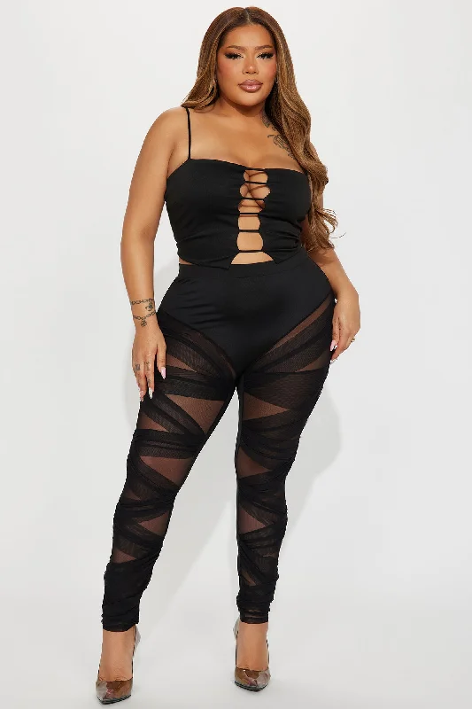 Heartbreaker Moves Mesh Cut Out Legging - Black