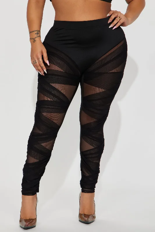 Heartbreaker Moves Mesh Cut Out Legging - Black