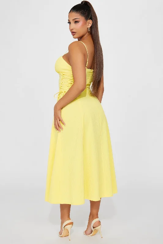 Jackie Lace Up Mid Dress - Yellow