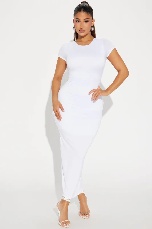 Mila Essential Maxi Dress - White