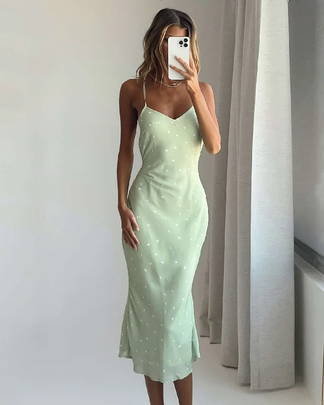 On Cloud Nine Midi Dress Green