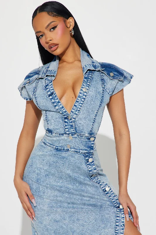 Remember Me Denim Maxi Dress - Light Wash