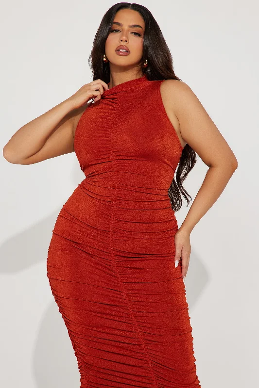 Sleek Silhouette Slinky Midi Dress - Rust