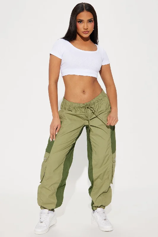 Block Out The Drama Cargo Jogger - Olive