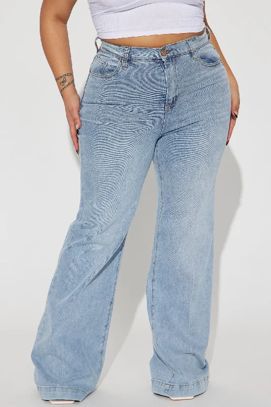 Bridge The Distance Wide Leg Jeans - Medium Blue Wash