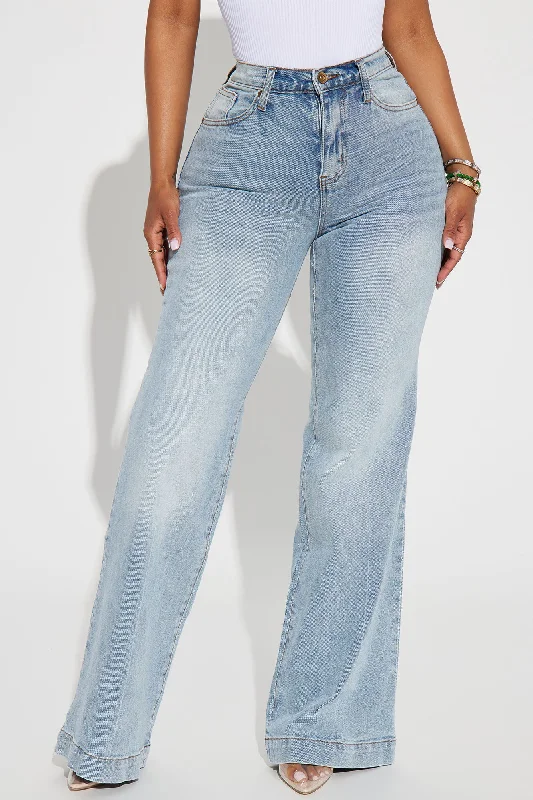 Bridge The Distance Wide Leg Jeans - Medium Blue Wash