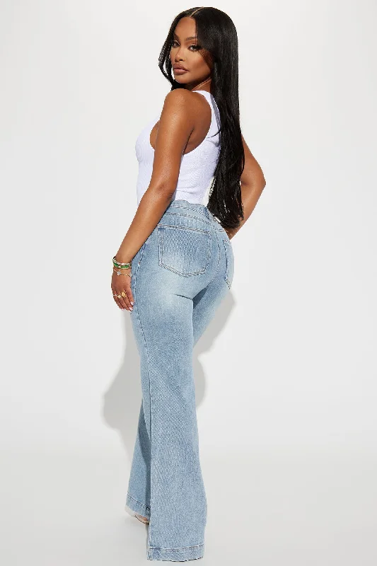 Bridge The Distance Wide Leg Jeans - Medium Blue Wash