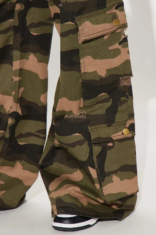 Camelia Camo Wide Leg Cargo Pant - Olive/combo