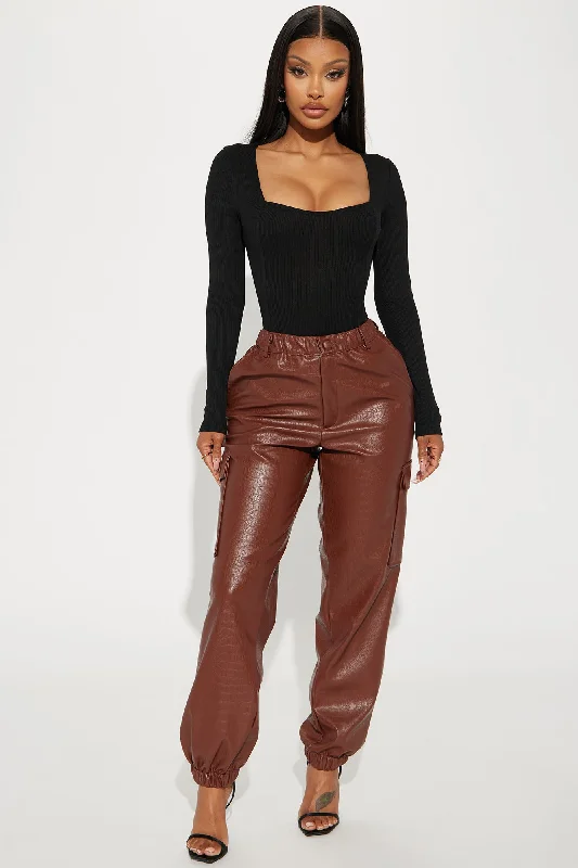 Camryn Faux Leather Cargo Jogger - Chocolate