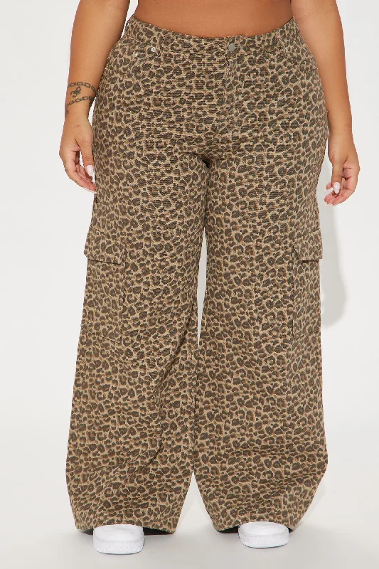 Crossing Boundaries Leopard Cargo Pant - Brown/combo