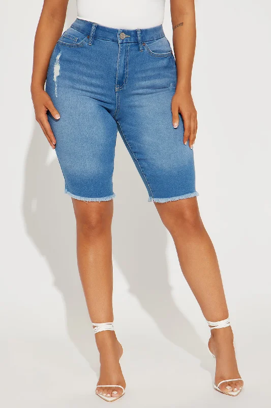 Done It All Stretch Bermuda Denim Shorts - Dark Wash