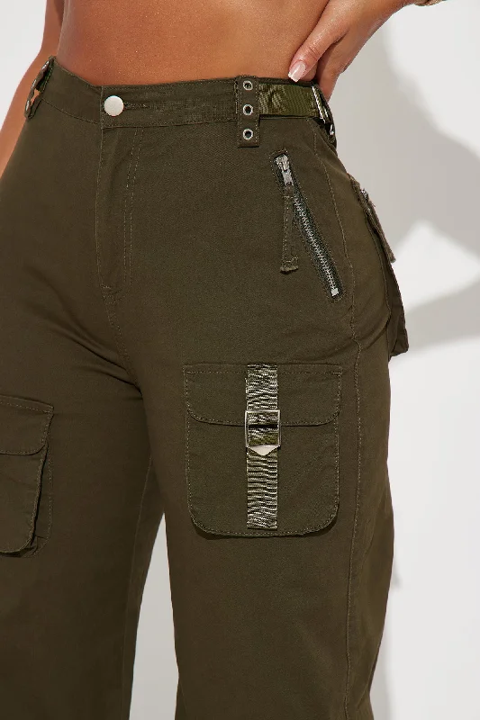 I'm In Town Wide Leg Cargo Jogger - Olive