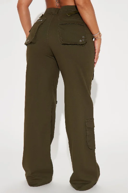 I'm In Town Wide Leg Cargo Jogger - Olive