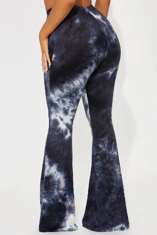 In My Galaxy Tie Dye Flare Pant - Black/combo