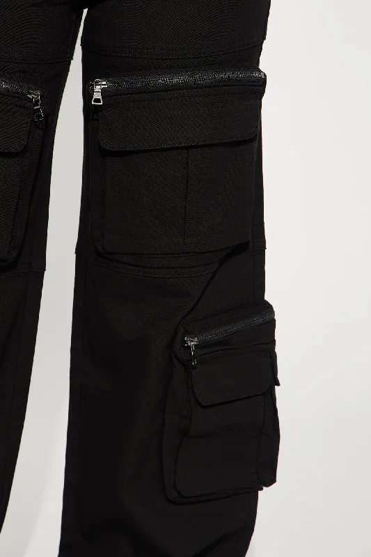 Keep On Moving Cargo Pant - Black