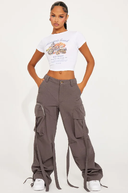 Making Headlines Wide Leg Cargo Pant - Charcoal