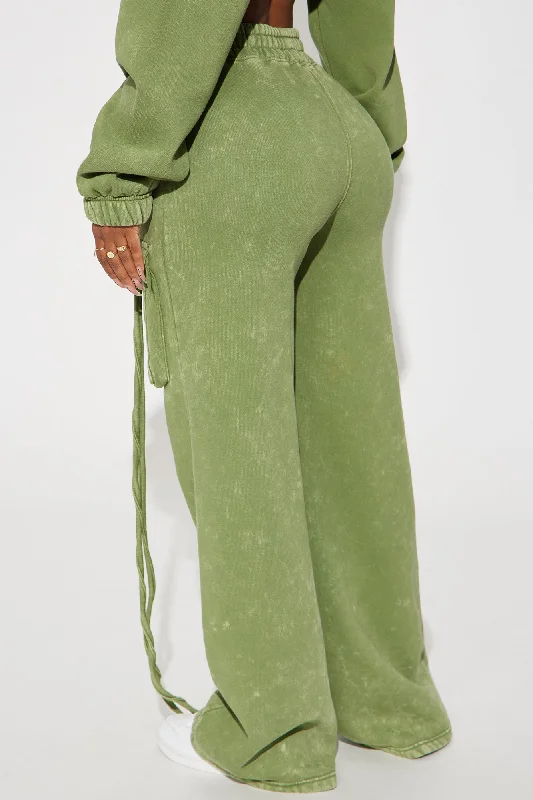 New York Vibes Washed Cargo Sweatpants - Green/combo