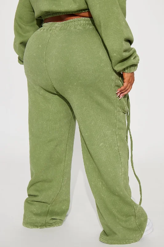 New York Vibes Washed Cargo Sweatpants - Green/combo