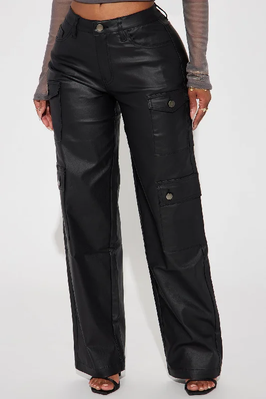 Out Tonight Coated Cargo Pant - Black