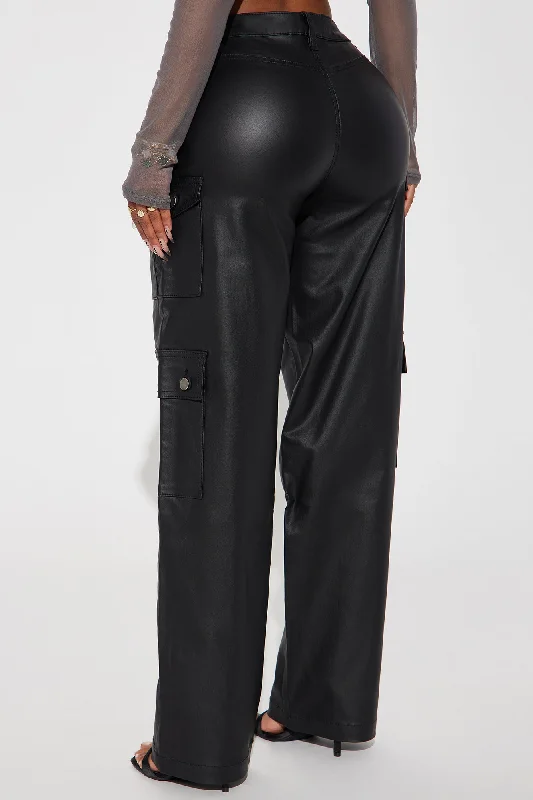 Out Tonight Coated Cargo Pant - Black