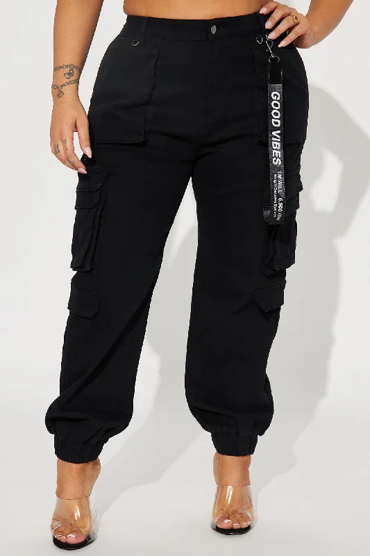 Petite Good Vibes Cargo Jogger - Black