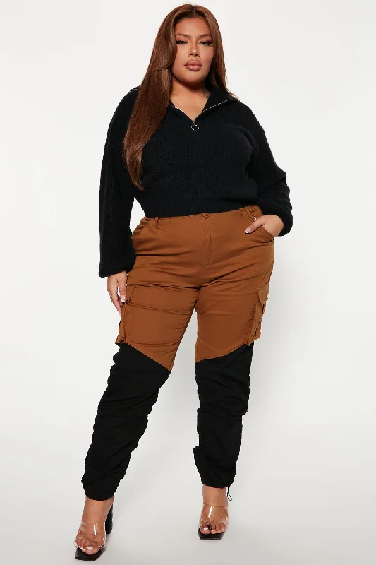 She's In Charge Colorblock Cargo Pant - Cognac