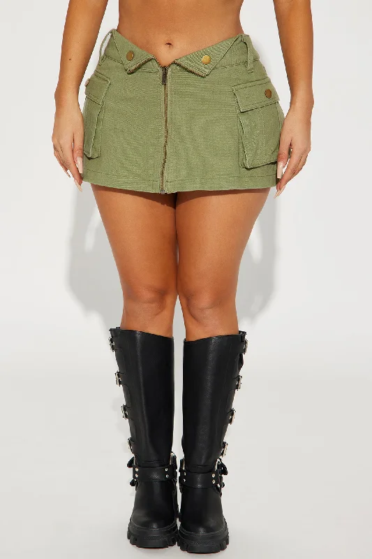 Show You Around Foldover Skort - Olive