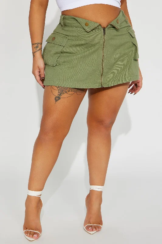 Show You Around Foldover Skort - Olive