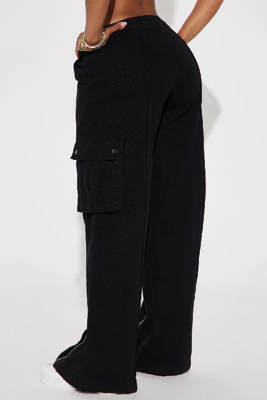 Take Notes Low Rise Cargo Pant - Black