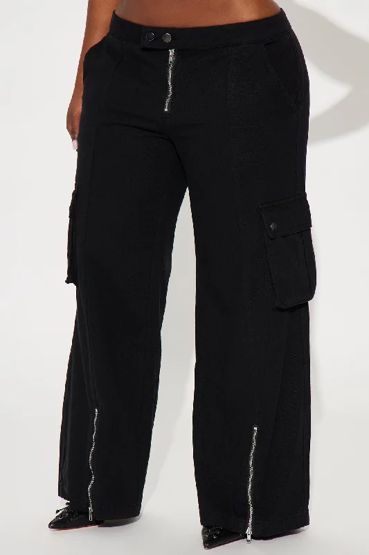 Take Notes Low Rise Cargo Pant - Black