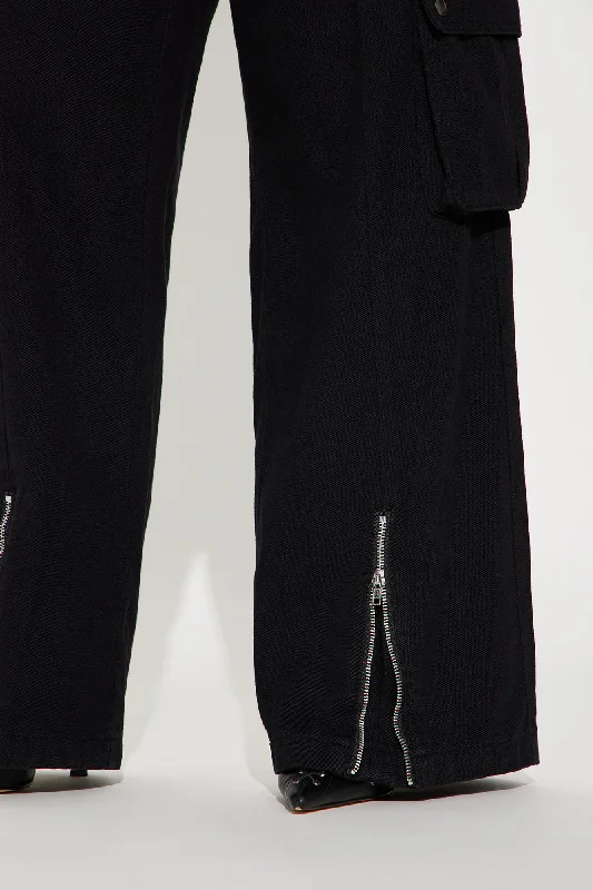 Take Notes Low Rise Cargo Pant - Black