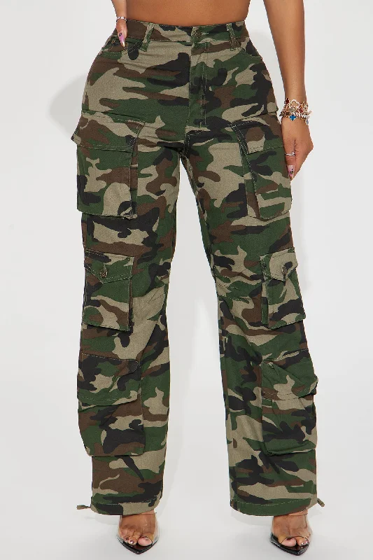 Taking Control Camo Wide Leg Cargo Pant - Olive/combo