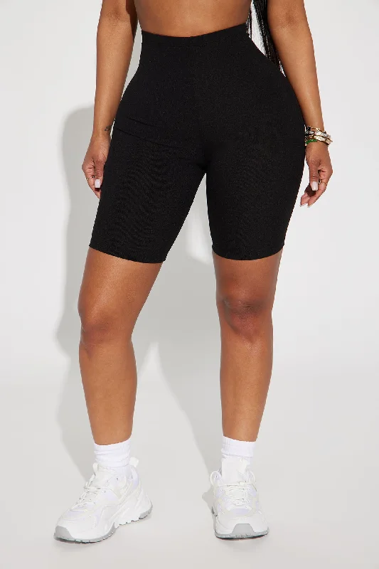 Too Good Ribbed Biker Short - Black