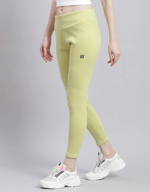 Women Green Solid Regular Fit Legging