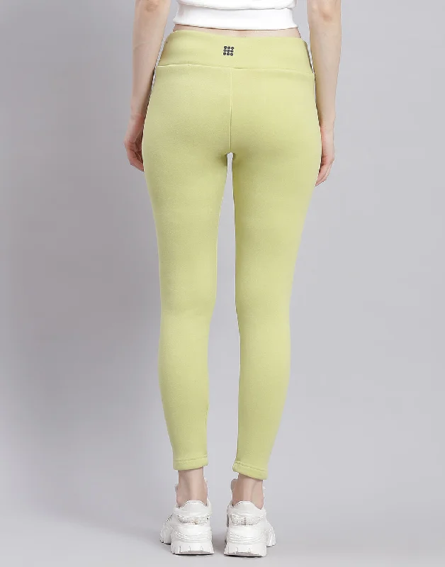 Women Green Solid Regular Fit Legging