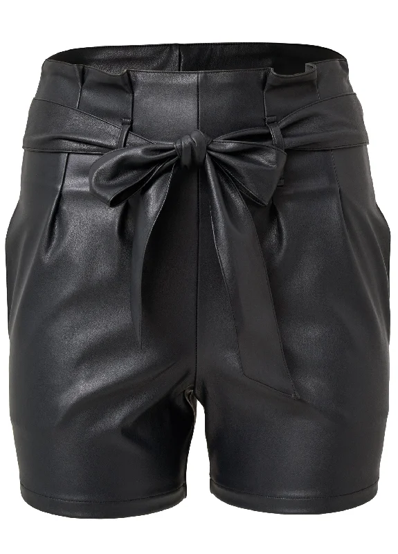 Belted faux-leather shorts - Black